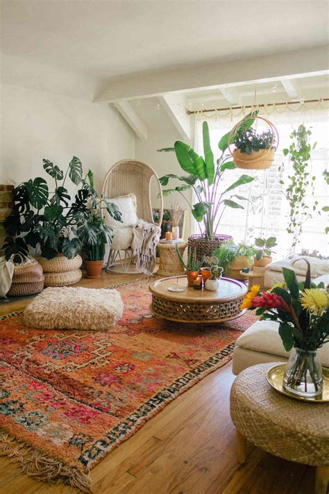 How to Decorate a Living Room with a Vintage Rug Set
