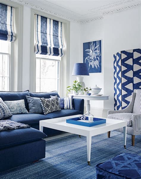 Living Room Decor Ideas with Blue Accents